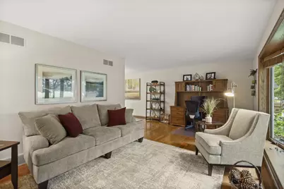 125 Coach House Drive, Madison, WI 53714 - Photo 4