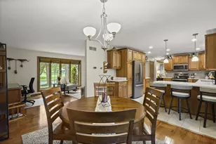125 Coach House Dr, Madison, WI 53714 - Photo 8