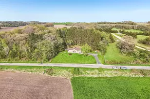 5030 S Valley Rd, Black Earth, WI 53515 - Photo 52