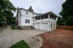 215 Lathrop St, Madison, WI 53726 - Photo 10