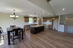 N7091 Still Point Trail, Pardeeville, WI 53954 - Photo 6