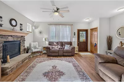 972 Stonehaven Drive, Sun Prairie, WI 53590 - Photo 2