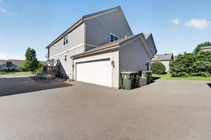 972 Stonehaven Dr, Sun Prairie, WI 53590 - Photo 36