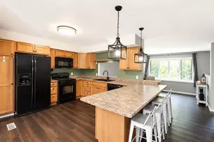724 Crist Rd, Beloit, WI 53511 - Photo 8