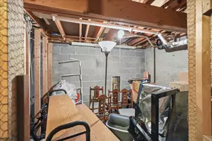 1656 Norman Way, Madison, WI 53705 - Photo 32