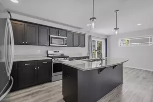 602 Schewe Rd, Madison, WI 53593 - Photo 8