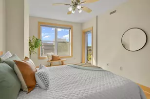 360 W Washington Ave, Madison, WI 53703 - Photo 16