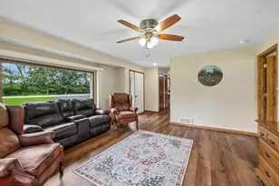 W1152 Fox Rd, Columbus, WI 53925 - Photo 4