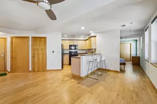 111 N Hamilton St, Madison, WI 53703 - Photo 4