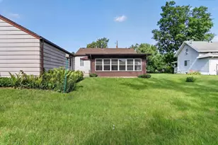 1129 Johnson St, Beloit, WI 53511 - Photo 34