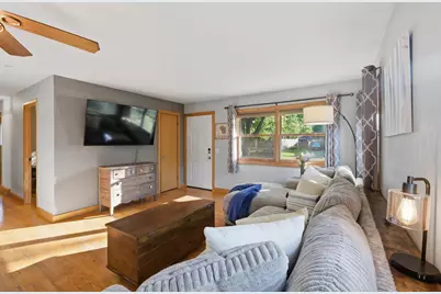 4617 Cody Lane, Madison, WI 53704 - Photo 4
