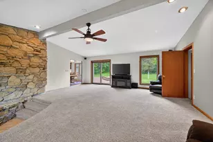 6473 Sunset Dr, Verona, WI 53593 - Photo 18