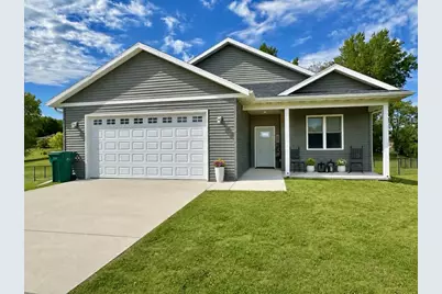 N6736 Clover Lane, Pardeeville, WI 53954 - Photo 1