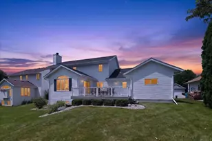 1107 Westminster Ct, Waunakee, WI 53597 - Photo 2