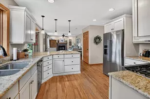 1107 Westminster Ct, Waunakee, WI 53597 - Photo 22