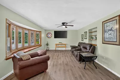 726 Rockshire Drive, Janesville, WI 53546 - Photo 8