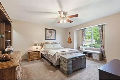 699 Robin Drive, Sun Prairie, WI 53590 - Photo 14