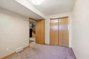 699 Robin Dr, Sun Prairie, WI 53590 - Photo 32