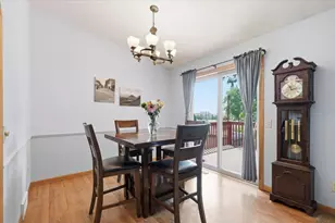 699 Robin Dr, Sun Prairie, WI 53590 - Photo 10