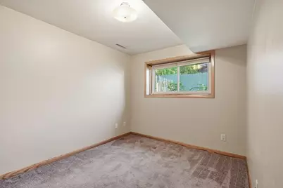 699 Robin Drive, Sun Prairie, WI 53590 - Photo 30