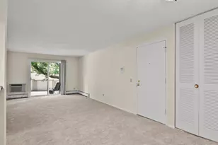 2410 Independence Ln, Madison, WI 53704 - Photo 6