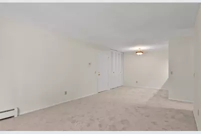 2410 Independence Lane #105, Madison, WI 53704 - Photo 8