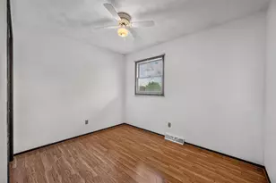 1307 Sunfield St, Sun Prairie, WI 53590 - Photo 16