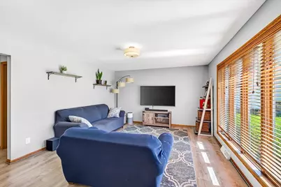 3021 Dorchester Way, Madison, WI 53719 - Photo 4