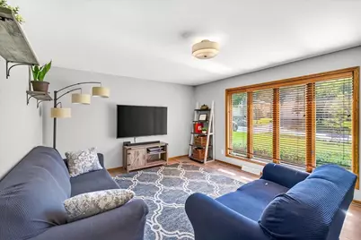 3021 Dorchester Way, Madison, WI 53719 - Photo 6