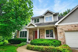 3018 Bosshard Dr, Fitchburg, WI 53711 - Photo 2