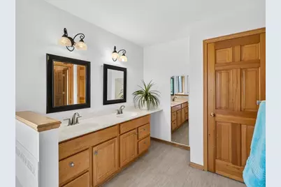 3018 Bosshard Drive, Fitchburg, WI 53711 - Photo 32