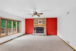 3018 Bosshard Dr, Fitchburg, WI 53711 - Photo 14