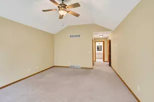 3018 Bosshard Dr, Fitchburg, WI 53711 - Photo 28