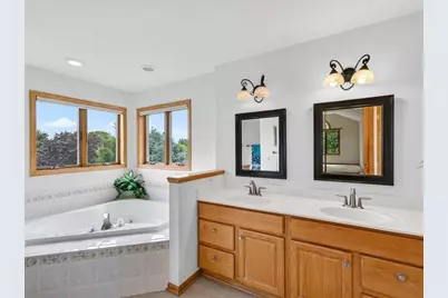 3018 Bosshard Drive, Fitchburg, WI 53711 - Photo 30