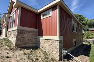 3 Savannah Pkwy, Deerfield, WI 53531 - Photo 4
