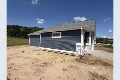 171 Savannah Parkway, Deerfield, WI 53531 - Photo 2