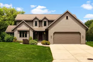 22 Stacy Ln, Madison, WI 53716 - Photo 1