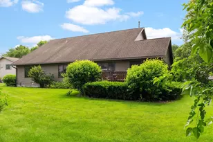 22 Stacy Ln, Madison, WI 53716 - Photo 40