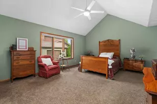 22 Stacy Ln, Madison, WI 53716 - Photo 24