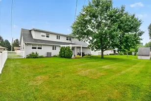 2502 Bradford Ave, Janesville, WI 53545 - Photo 40