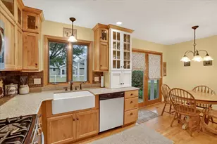 2502 Bradford Ave, Janesville, WI 53545 - Photo 12