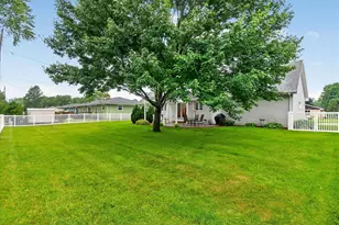 2502 Bradford Ave, Janesville, WI 53545 - Photo 42