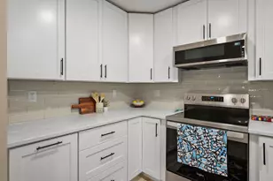 4426 White Aspen Rd, Madison, WI 53707 - Photo 2