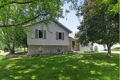 903 Crysta Trail, Cottage Grove, WI 53527 - Photo 2