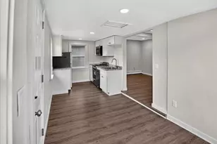 618 North St, Madison, WI 53704 - Photo 6