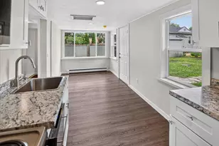 618 North St, Madison, WI 53704 - Photo 10