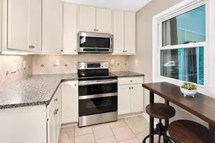 5513 Old Middleton Rd, Madison, WI 53705 - Photo 4