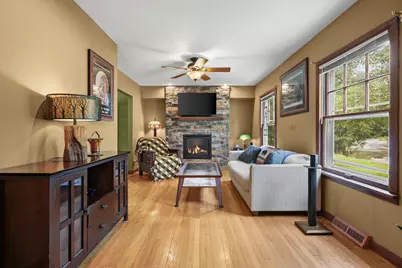 3601 Larson Court, Madison, WI 53714 - Photo 6