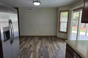 2221 Alongi Ln, Beloit, WI 53511 - Photo 8