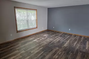 2221 Alongi Ln, Beloit, WI 53511 - Photo 10